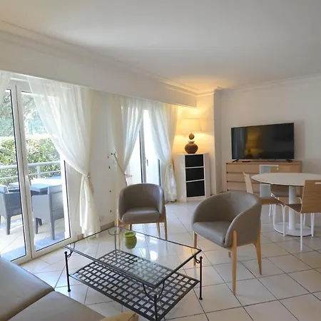 Apartman Emeraude Du Cap Garden